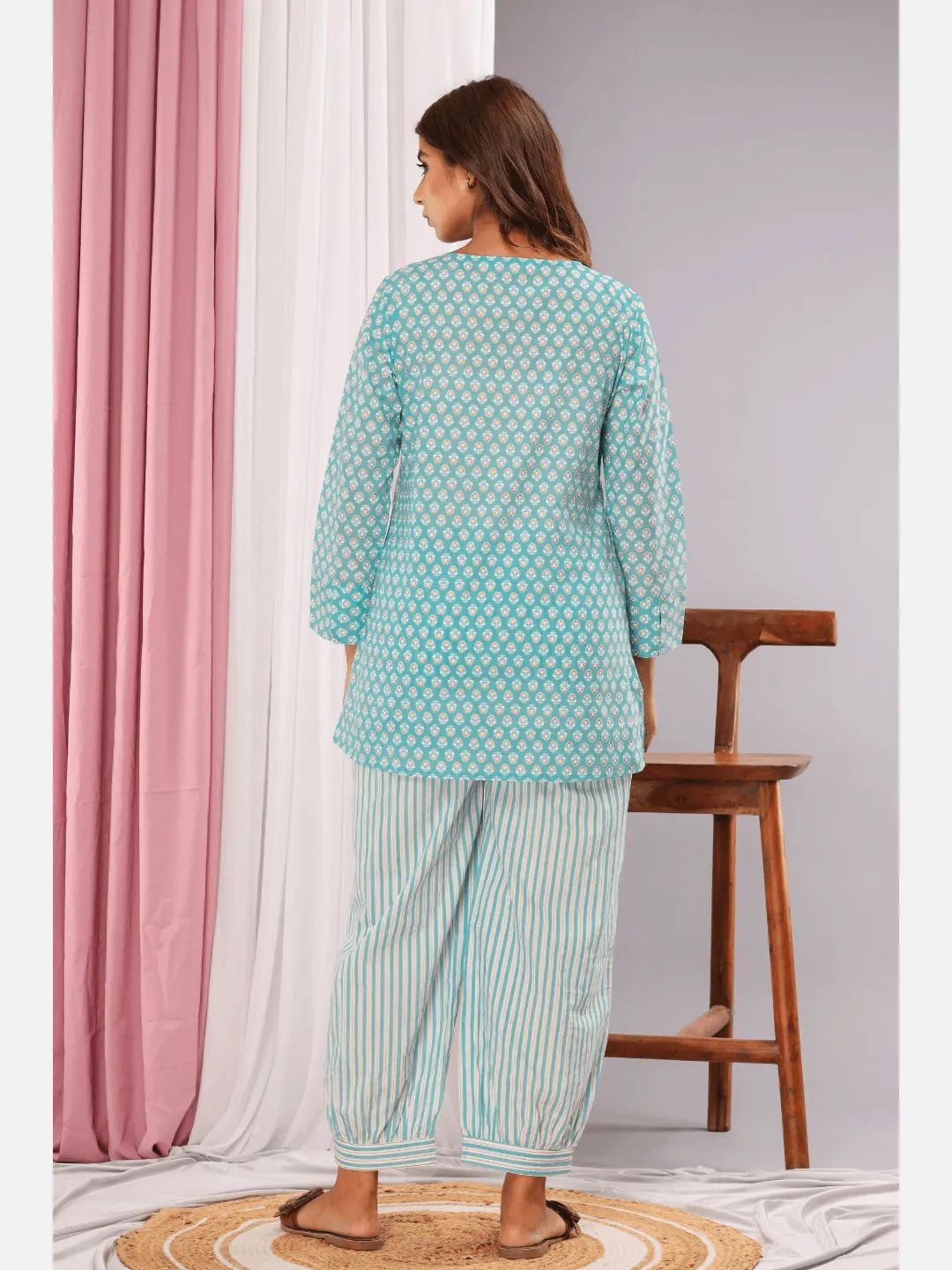 Aqua  Gold printed Pure Cotton V neck Loungewear